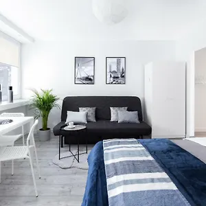 Apartament Warsawrent Centralna 