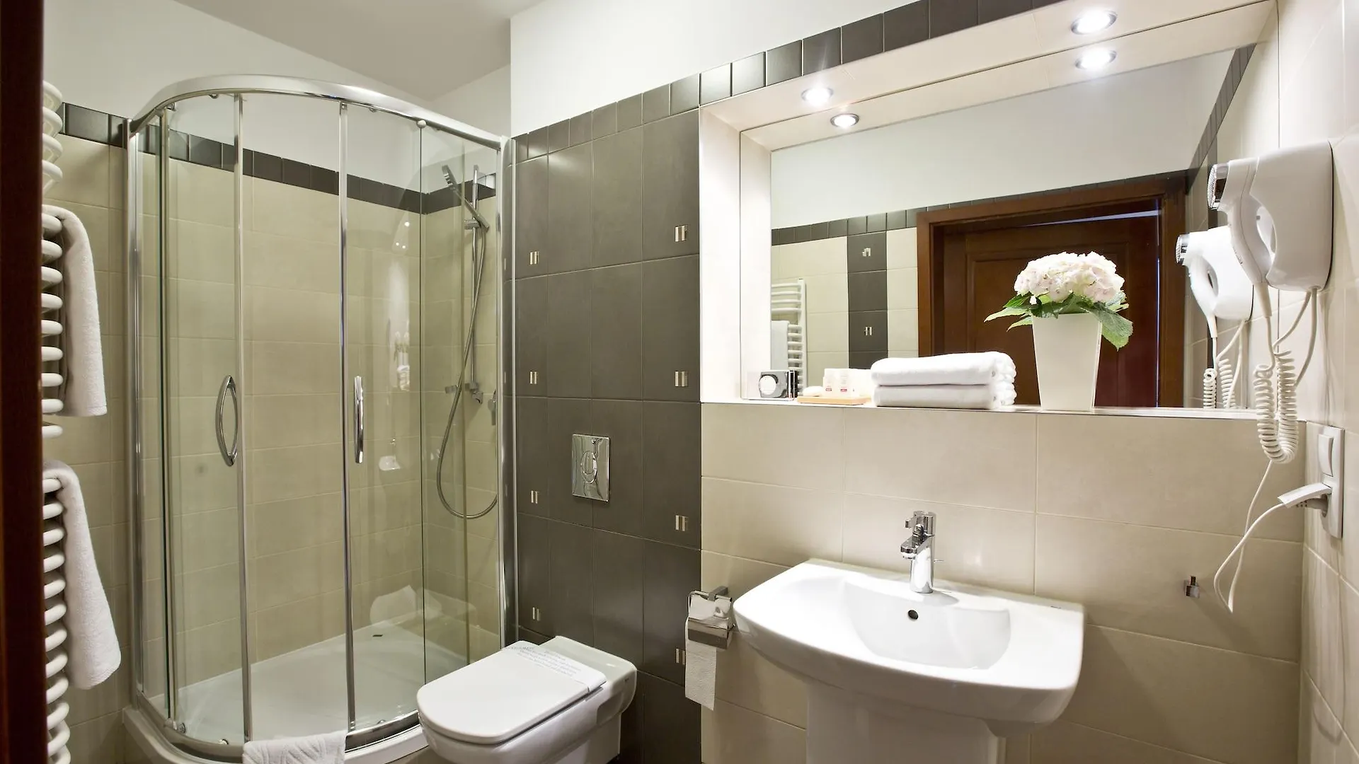 Benefis Boutique Hotel كراكوفيا